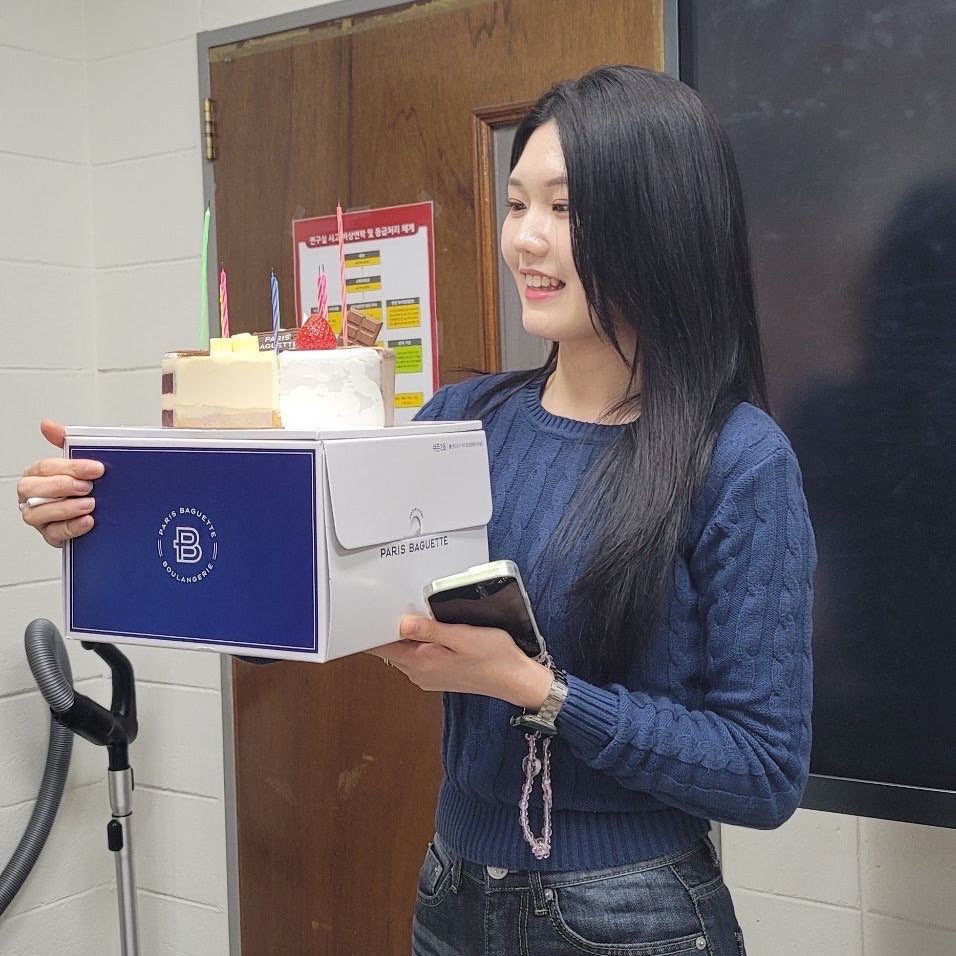 Lab birthday party 🎉